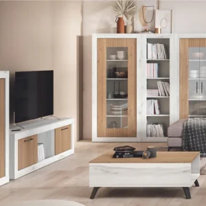 Salón con muebles en madera