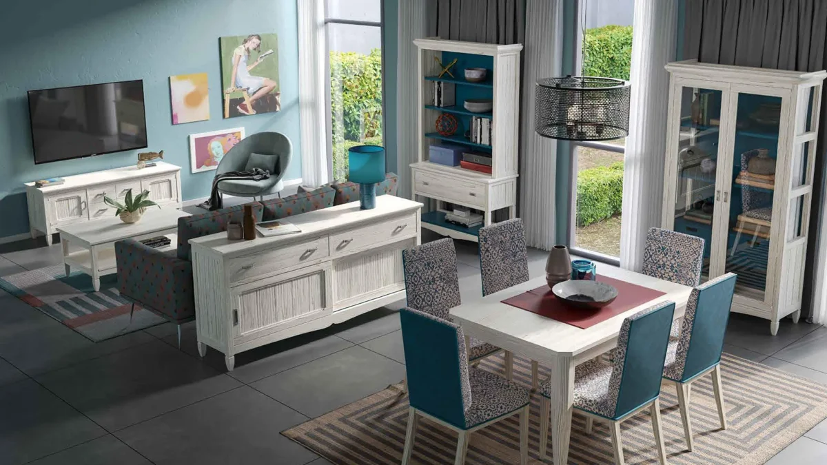 Mesas de comedor de madera maciza en Muebles Herrera en Olivares, Sevilla