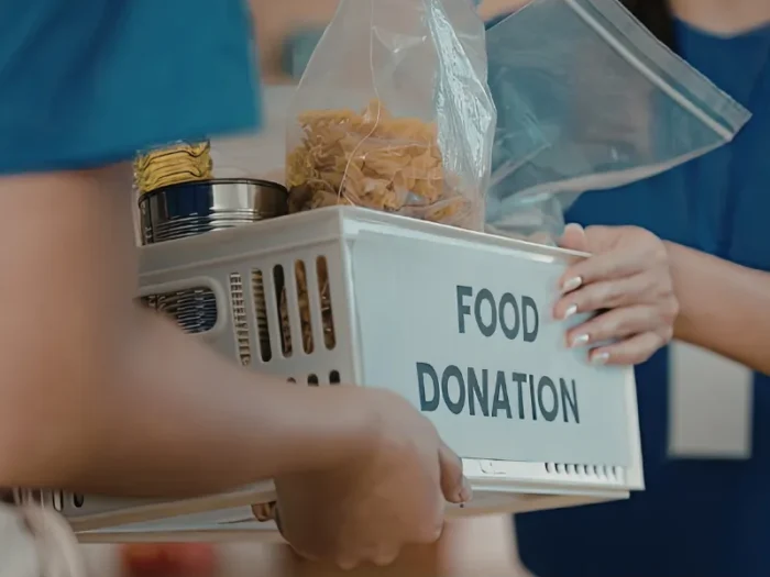 Distribución, Reparto Y Recogida De Productos Alimenticios A Domicilio